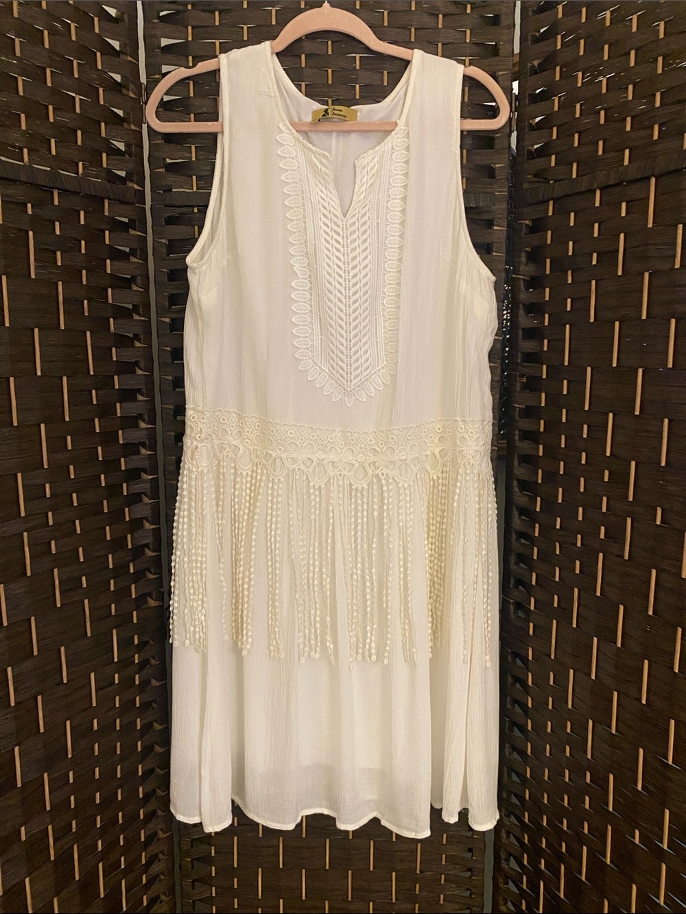 Jeune Jeunesse White Boho Fringed Embroidered Flapper Style Midi Dress